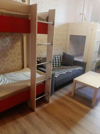 Гостиница Hostel Dom Новосибирск Спальное место на двухъярусной кровати в общем номере для мужчин-3